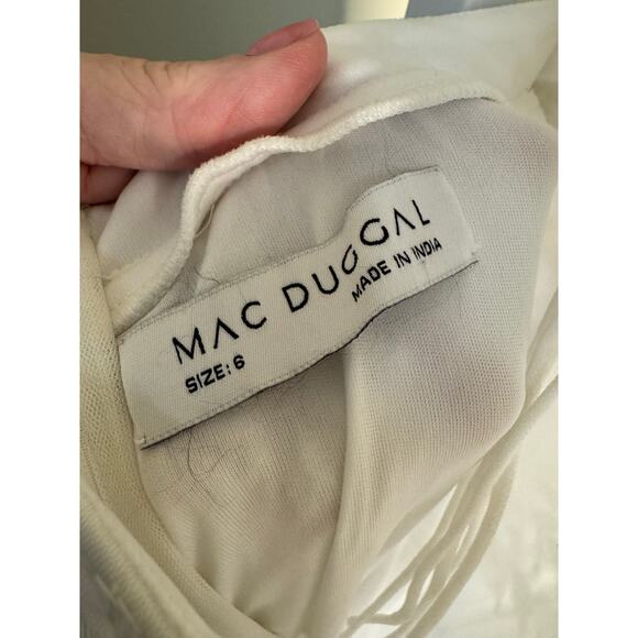 Mac Duggal NWT Lace Up Back Ruffle Skirt Dress in White Size 6 - Picture 6 of 8